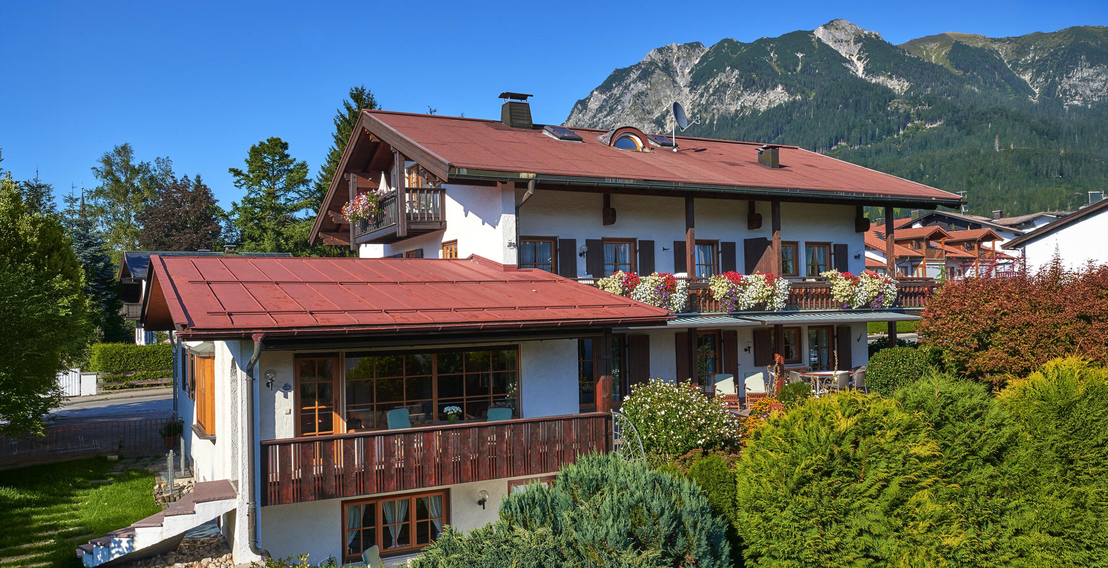 Alpenland Südansicht Haus